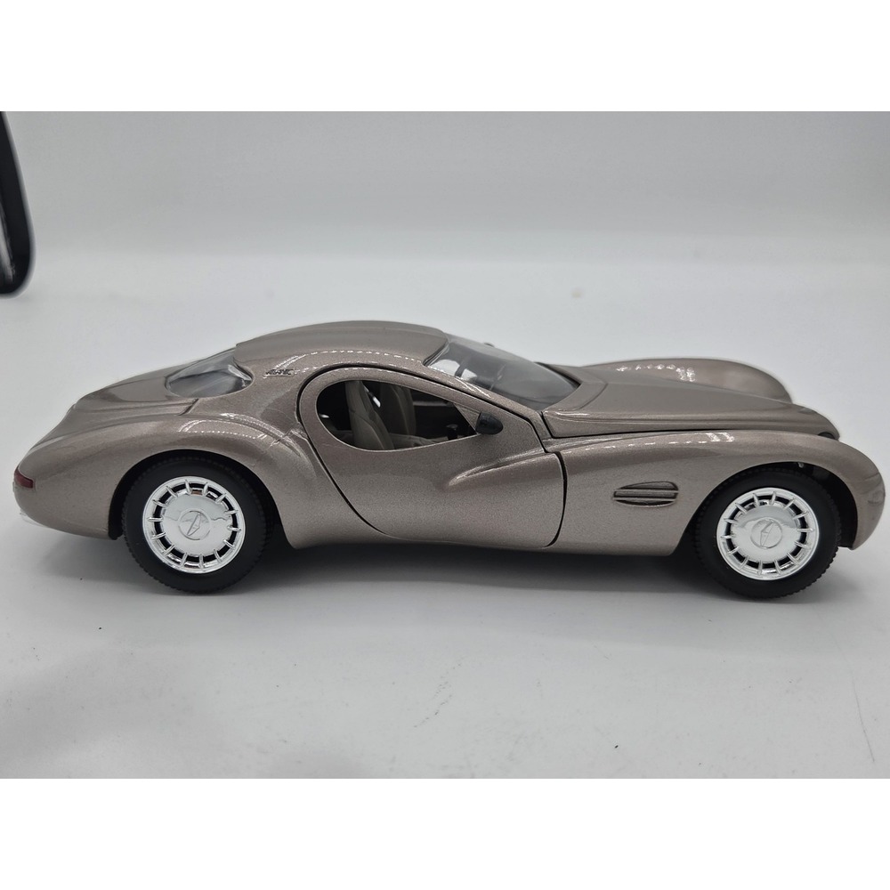 1995 CHRYSLER ATLANTIC CONCEPT IN CHAMPAGNE METALLIC BY GUILOY NO BOX